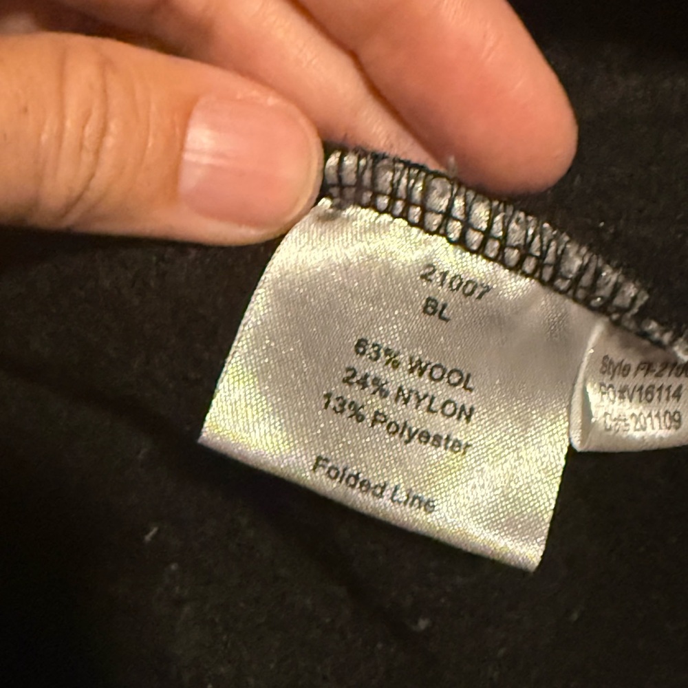 Filson Women's Black Wool Blend Zip Up Jacket, size Small - Picture 9 of 10